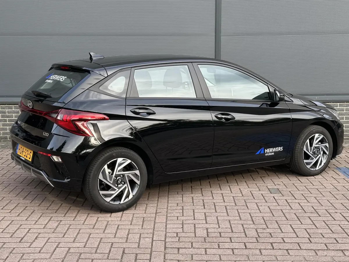 1.0 T-GDI Comfort / Navigatie / Cruise / Elektrische Ramen V+A / Apple Carplay & Android Auto / 16'' LM Velgen /