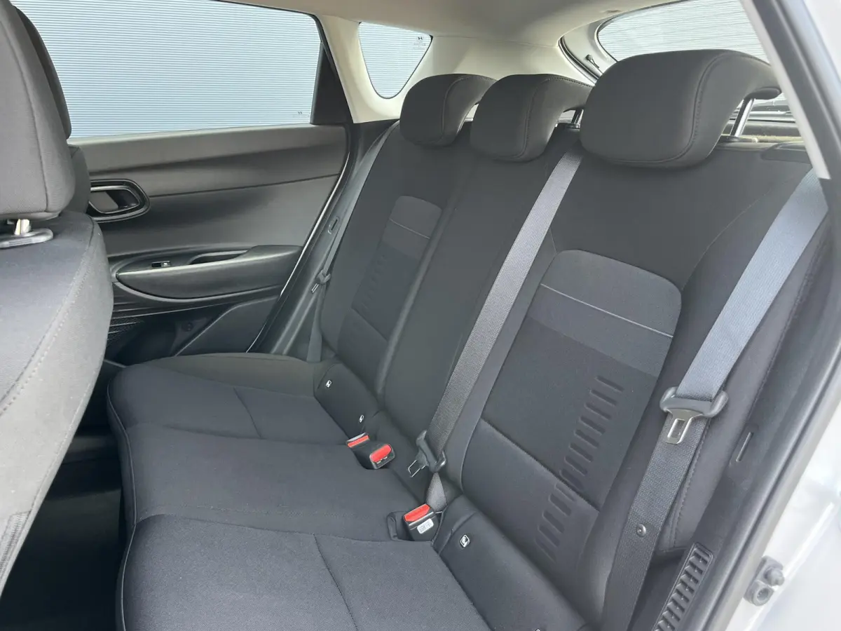 1.0 T-GDI Comfort / Automaat / Navigatie / Cruise / Apple Carplay & Android Auto / Achteruitrij Camera /