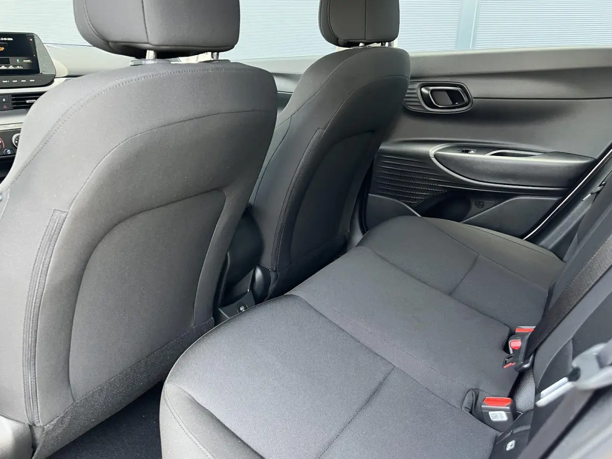 1.0 T-GDI Comfort / Automaat / Navigatie / Cruise / Apple Carplay & Android Auto / Achteruitrij Camera /