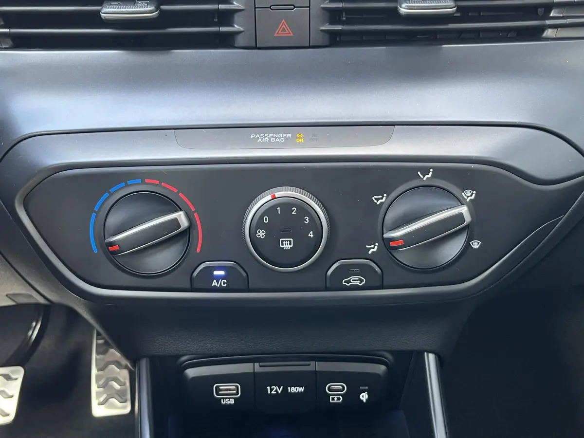 1.0 T-GDI Comfort / Automaat / Navigatie / Cruise / Apple Carplay & Android Auto / Achteruitrij Camera /
