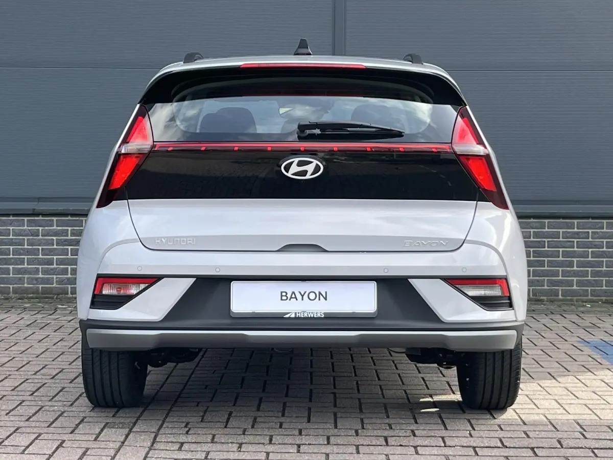 1.0 T-GDI Comfort / Automaat / Navigatie / Cruise / Apple Carplay & Android Auto / Achteruitrij Camera /