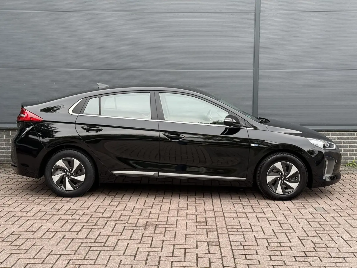 1.6 GDi Comfort / Eerste Eigenaar / Dealer Onderhouden / Navigatie / Adaptive Cruise / Keyless /