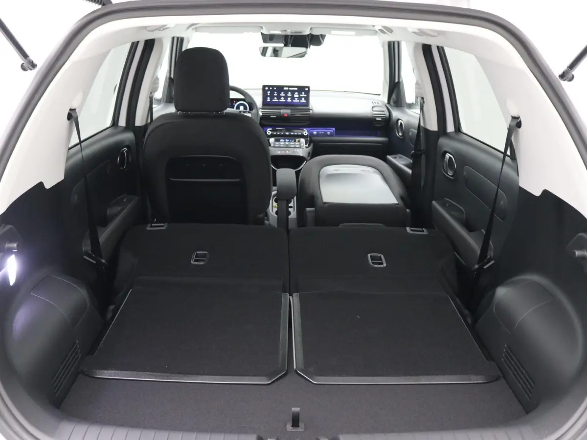 Evolve 49 kWh / €2000,- Voordeel / Snel Leverbaar / Warmtepomp / Stoel- & Stuurverwarming / Climate Control / Adaptive Cruise Control / V2L / 3 Fase /