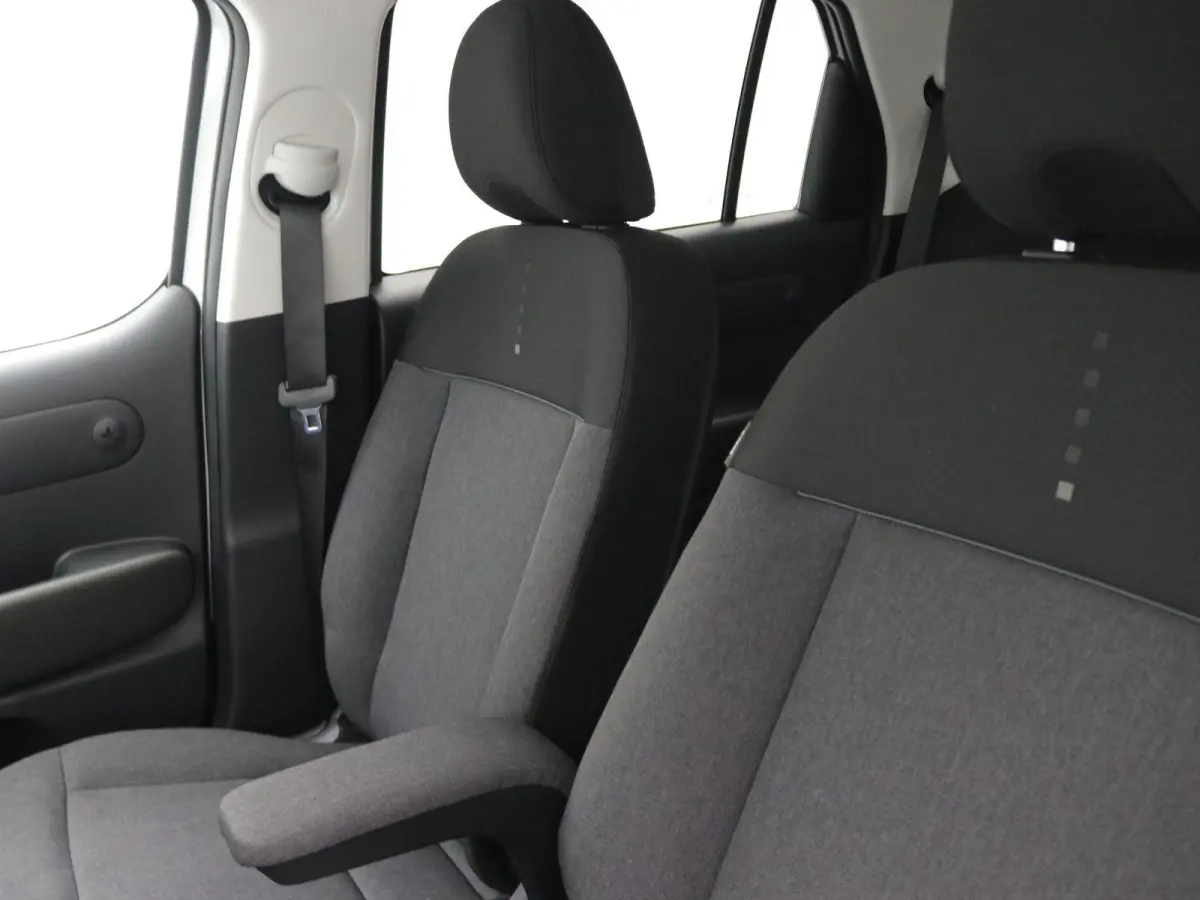 Evolve 49 kWh / €2000,- Voordeel / Snel Leverbaar / Warmtepomp / Stoel- & Stuurverwarming / Climate Control / Adaptive Cruise Control / V2L / 3 Fase /