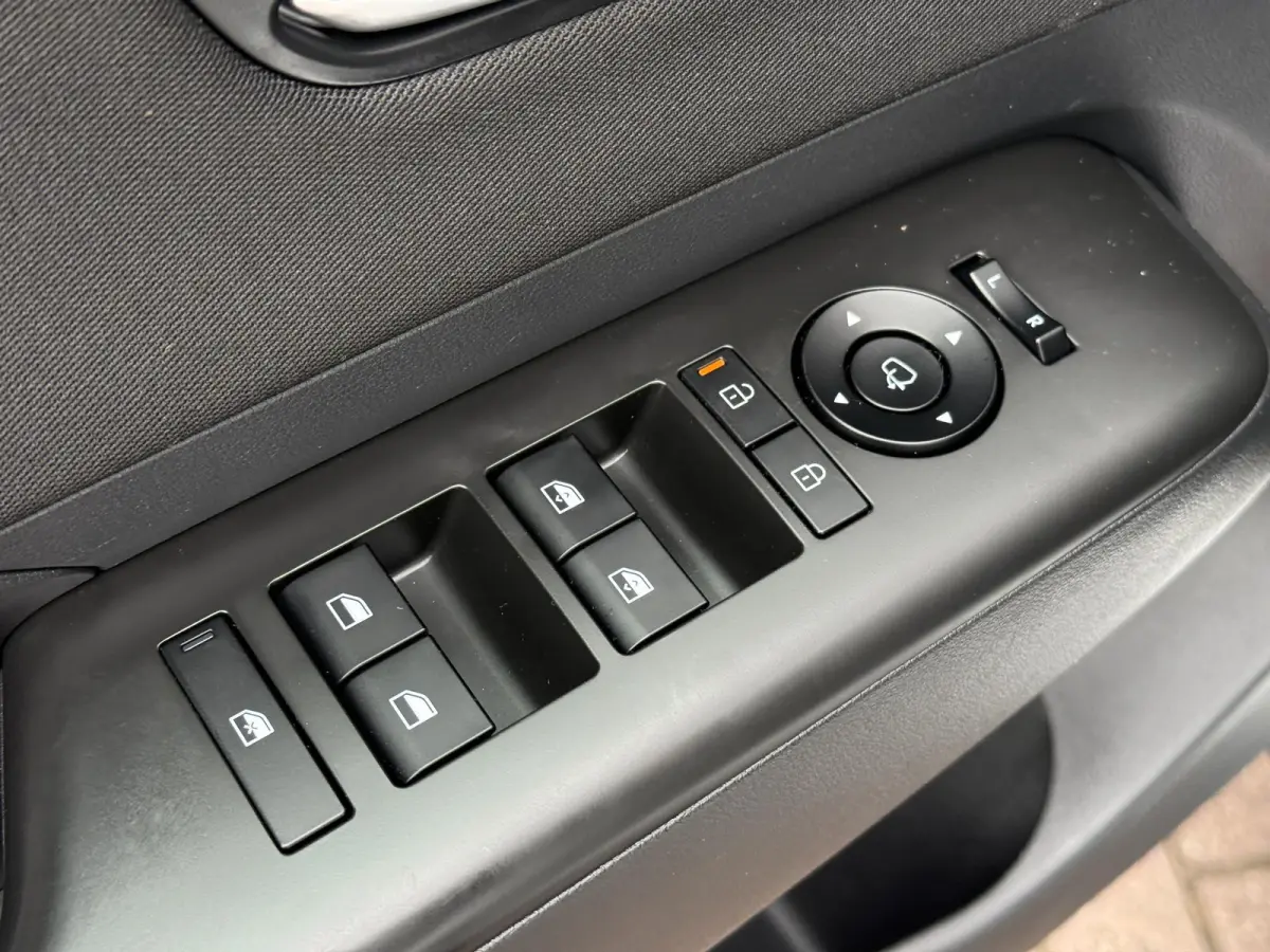 1.6 GDI HEV Comfort Smart / Dealer Onderhouden / Trekhaak / 1300KG Trekgewicht / Navigatie / Keyless / Achteruitrij Camera /