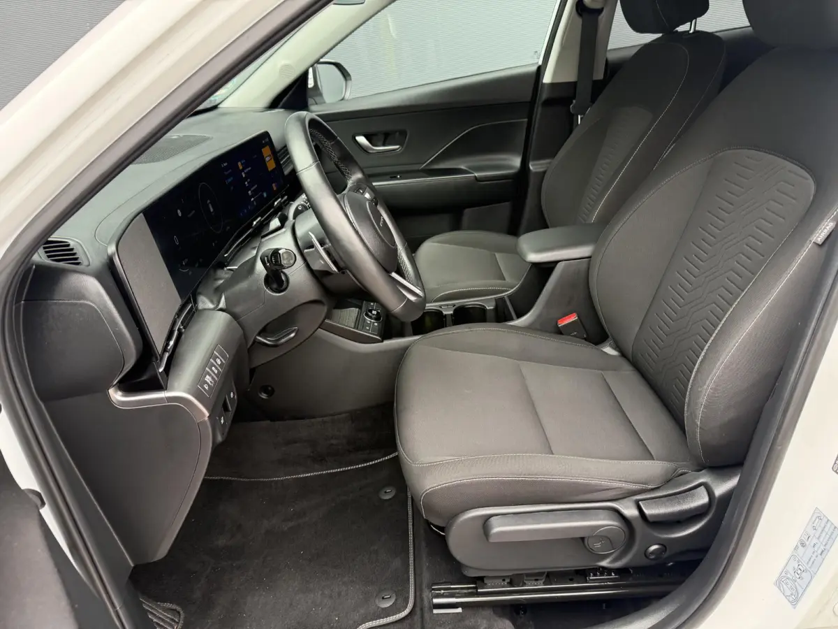 1.6 GDI HEV Comfort Smart / Dealer Onderhouden / Trekhaak / 1300KG Trekgewicht / Navigatie / Keyless / Achteruitrij Camera /