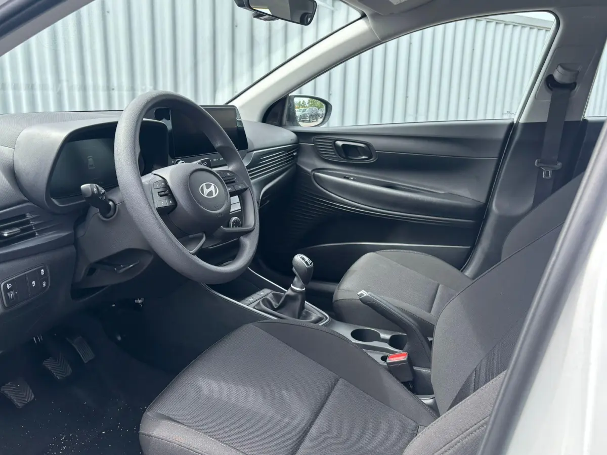 1.0 T-GDI E-Motion / Navigatie / Apple & Android carplay / Airco / Achteruitrijcamera /