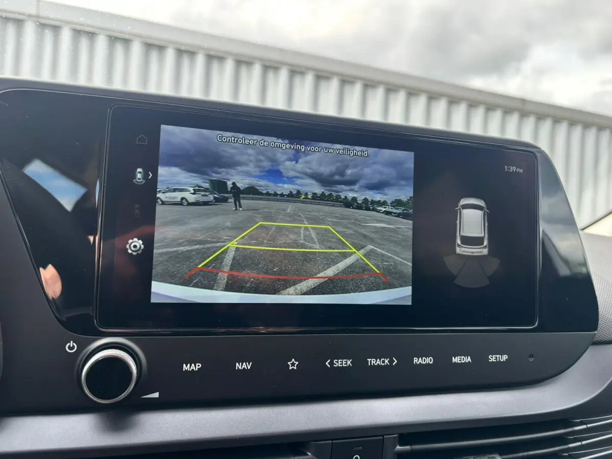 1.0 T-GDI E-Motion / Navigatie / Apple & Android carplay / Airco / Achteruitrijcamera /