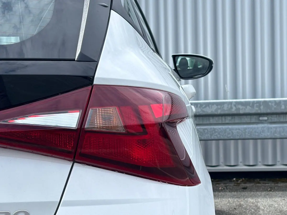 1.0 T-GDI E-Motion / Navigatie / Apple & Android carplay / Airco / Achteruitrijcamera /