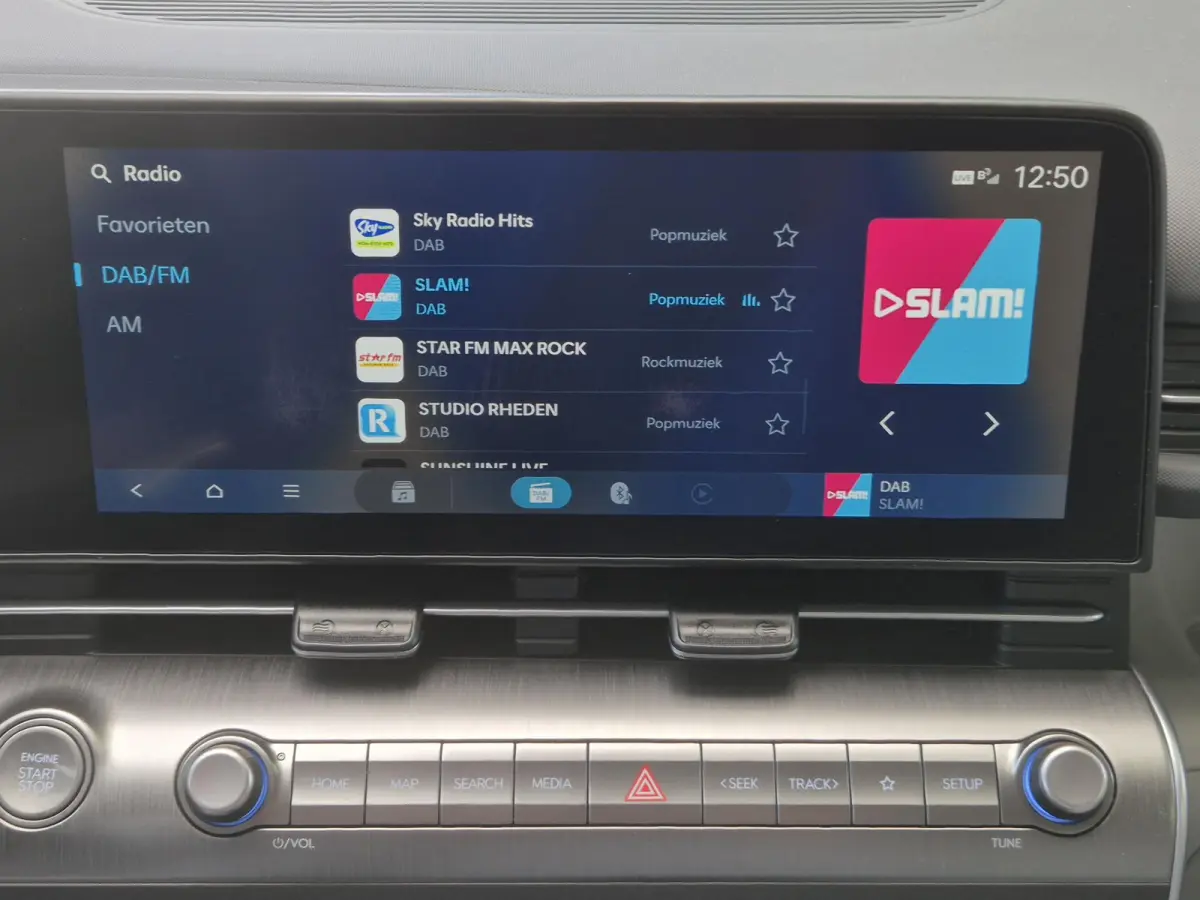 1.6 GDI HEV Premium Sky | 18-inch lichtmetalen velgen met 215/55 R18-banden | Apple Carplay/Android Auto|telefoonintegratie premium | Ecotronic Gray Pearl