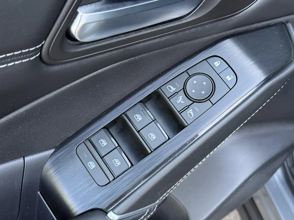 1.3 MHEV N-Connecta / Trekhaak / 1400KG Trekgewicht / Panoramadak / 360º Camera / Apple Carplay&Android Auto / Keyless /