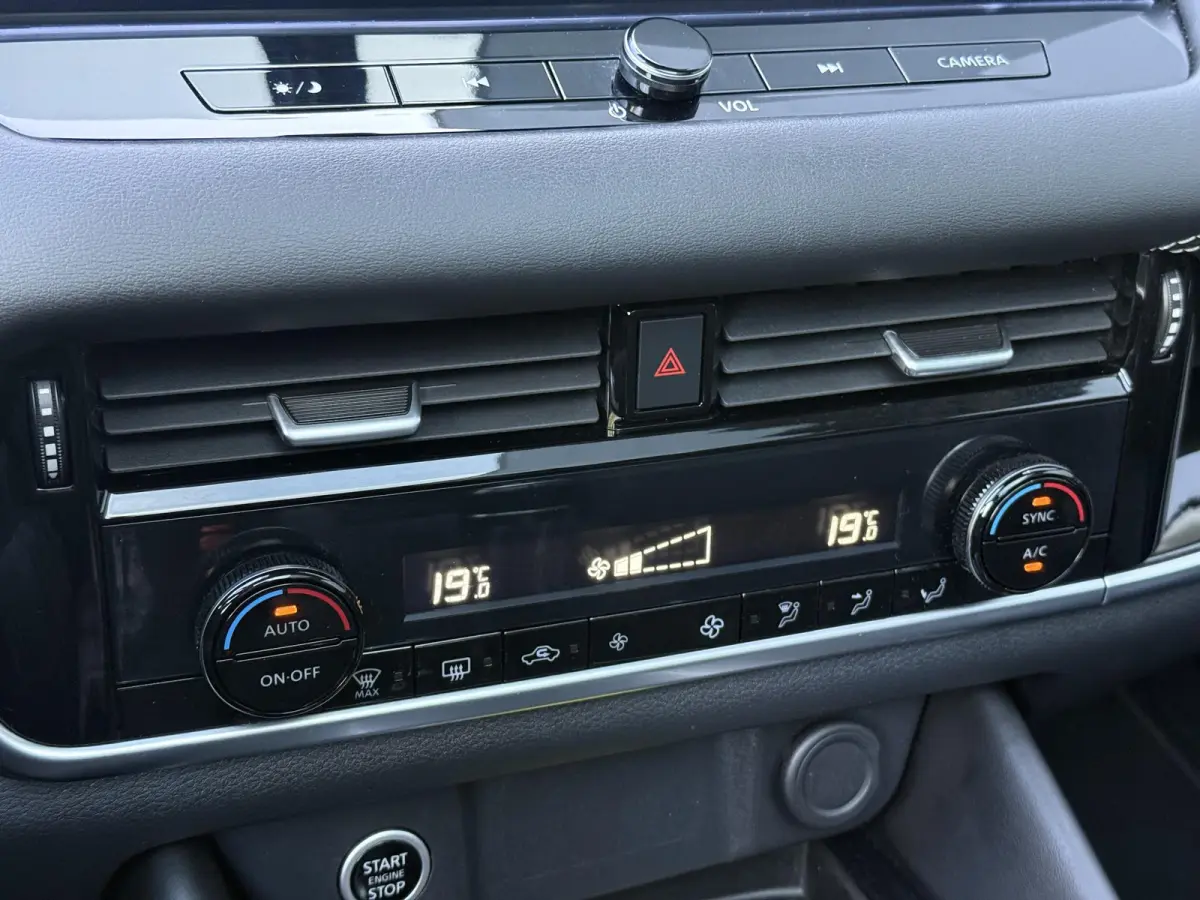 1.3 MHEV N-Connecta / Trekhaak / 1400KG Trekgewicht / Panoramadak / 360º Camera / Apple Carplay&Android Auto / Keyless /
