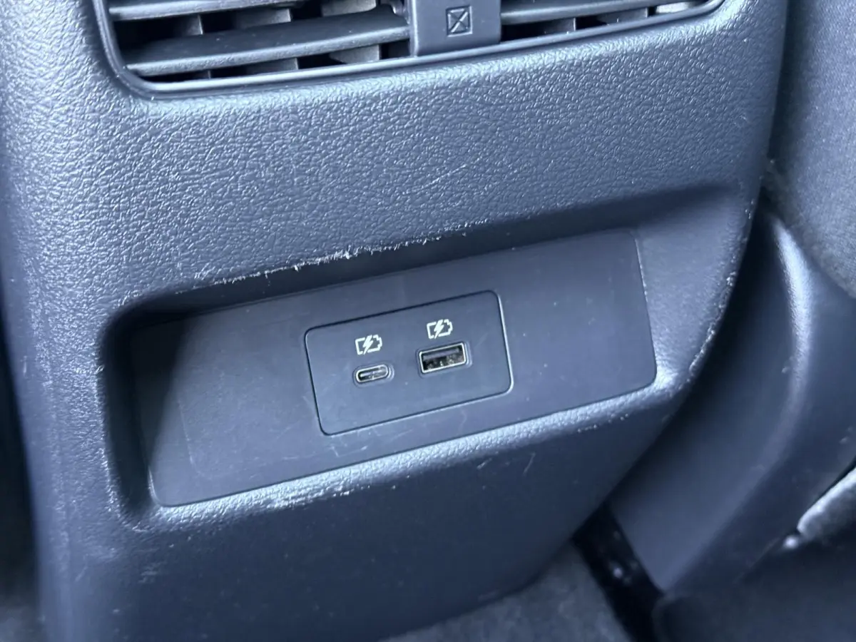 1.3 MHEV N-Connecta / Trekhaak / 1400KG Trekgewicht / Panoramadak / 360º Camera / Apple Carplay&Android Auto / Keyless /