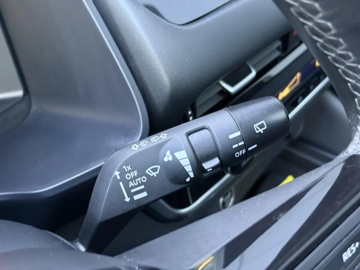 1.3 MHEV N-Connecta / Trekhaak / 1400KG Trekgewicht / Panoramadak / 360º Camera / Apple Carplay&Android Auto / Keyless /