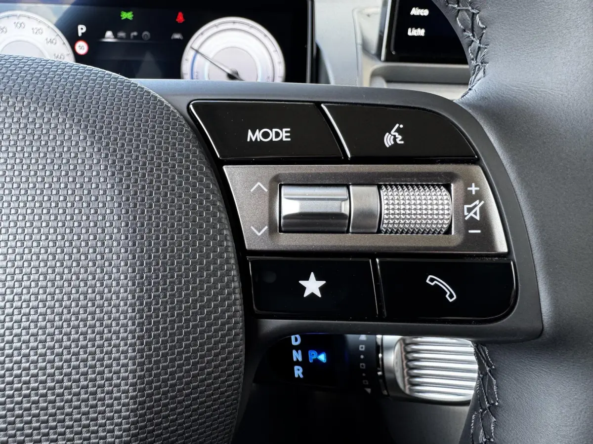 Evolve 49 kWh / Snel Leverbaar / Adaptive Cruise / Keyless / Navigatie /