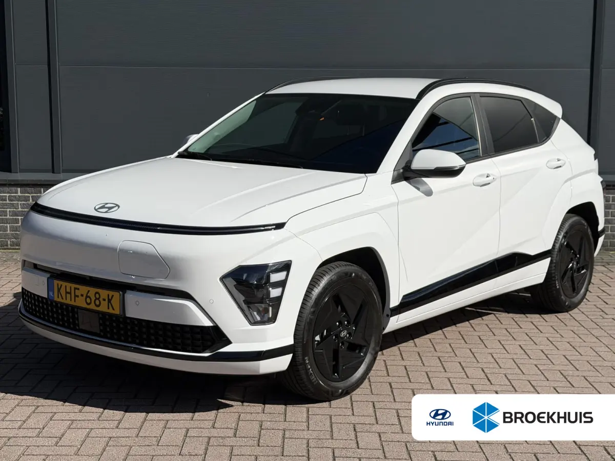 Pure Edition 64.8 kWh / Navigatie / Apple Carplay & Android Auto / Airco / Achteruitrijcamera / Stuur & Stoelverwarming /