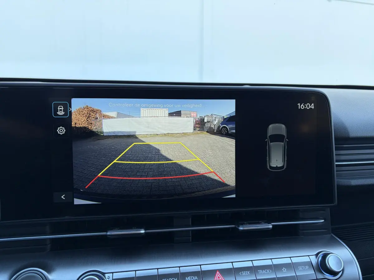 Pure Edition 64.8 kWh / Navigatie / Apple Carplay & Android Auto / Airco / Achteruitrijcamera / Stuur & Stoelverwarming /