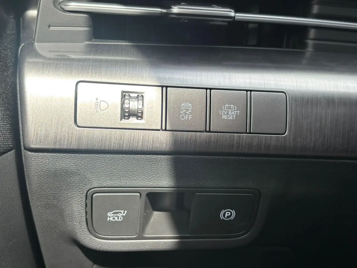 1.6 GDI HEV Comfort Smart /  Direct Leverbaar / Navigatie / 18" LMV / Adaptieve Cruise Control / Parkeersensoren voor en achter /