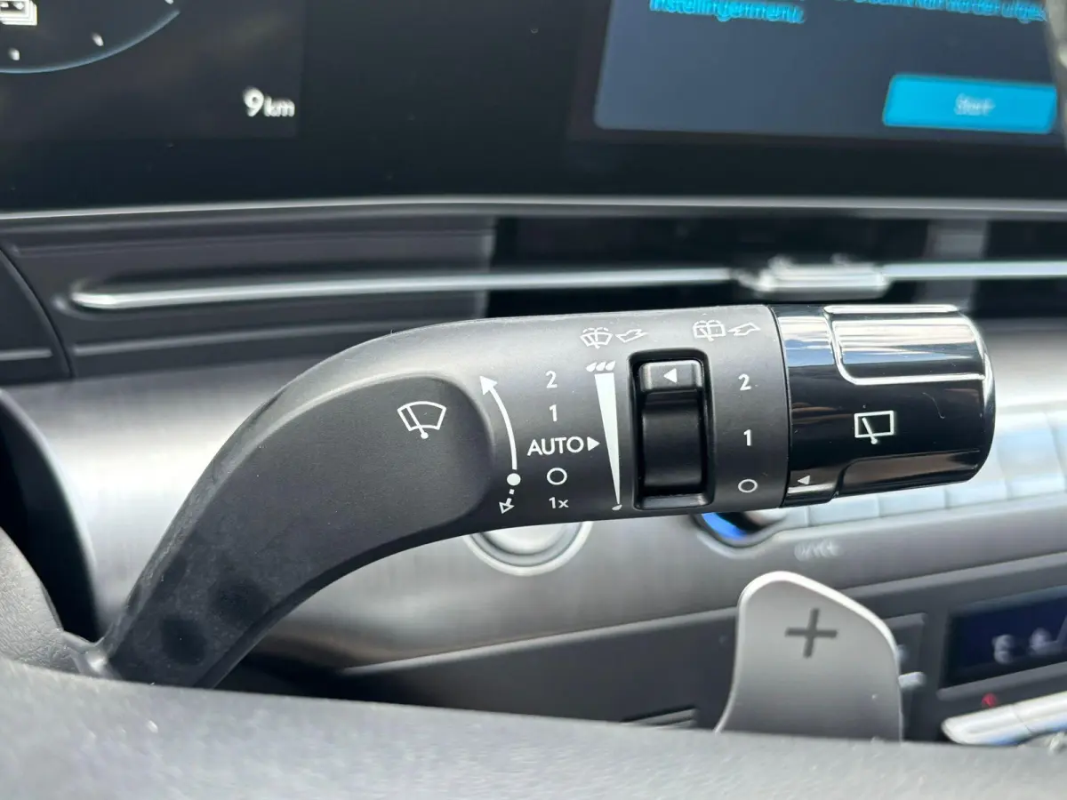 1.6 GDI HEV Comfort Smart /  Direct Leverbaar / Navigatie / 18" LMV / Adaptieve Cruise Control / Parkeersensoren voor en achter /