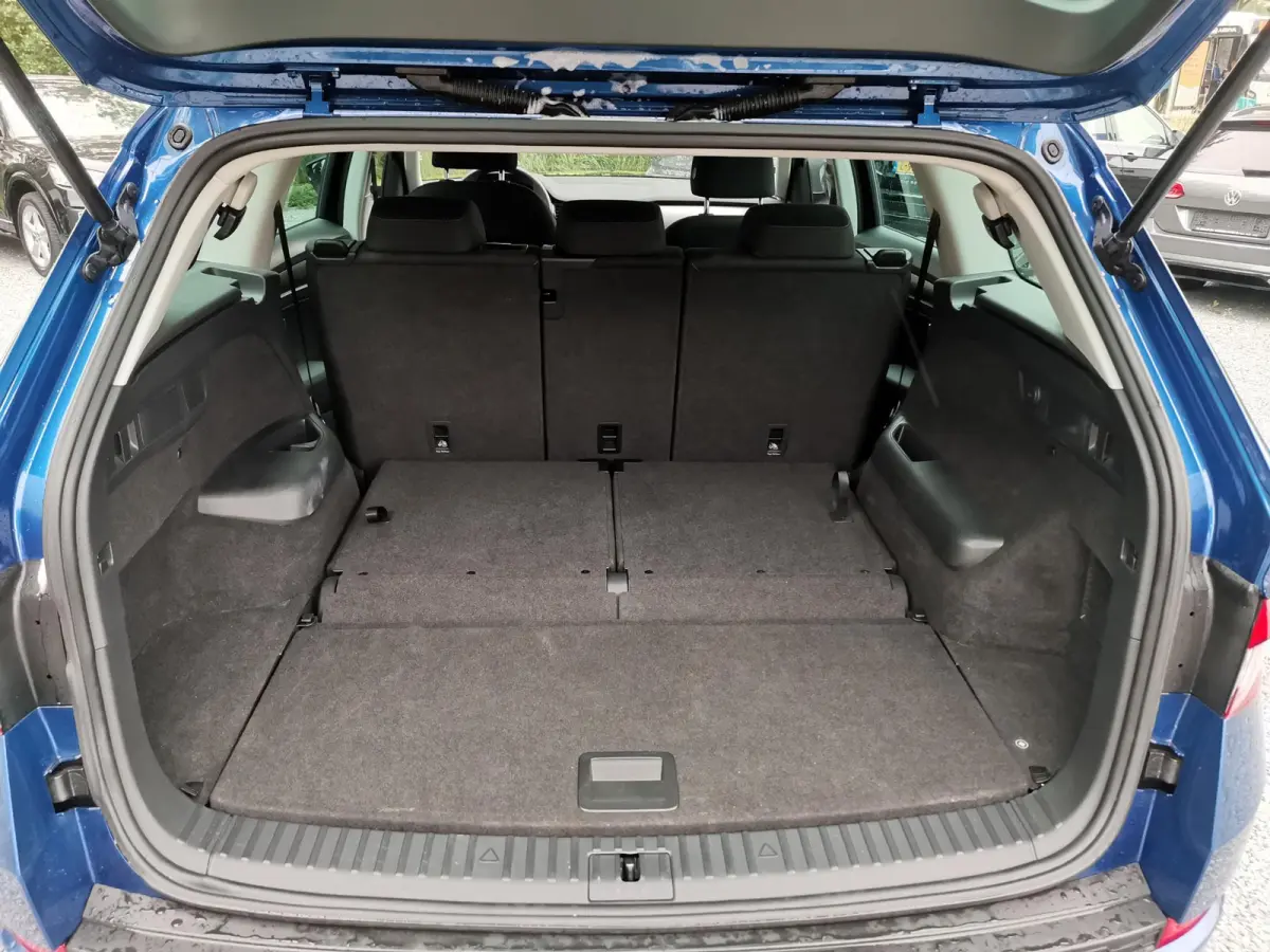 1.5 TSI 150pk DSG Edition 7p Skoda Kodiaq 1.5 TSI 150pk DSG Bus. Edition 7p (Trekhaak,Navi,Keyless)
