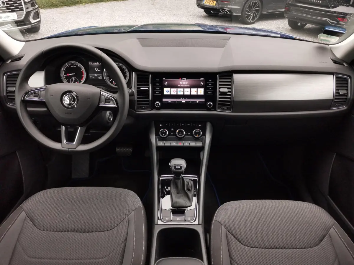 1.5 TSI 150pk DSG Edition 7p Skoda Kodiaq 1.5 TSI 150pk DSG Bus. Edition 7p (Trekhaak,Navi,Keyless)