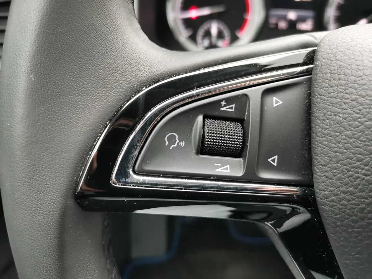 1.5 TSI 150pk DSG Edition 7p Skoda Kodiaq 1.5 TSI 150pk DSG Bus. Edition 7p (Trekhaak,Navi,Keyless)