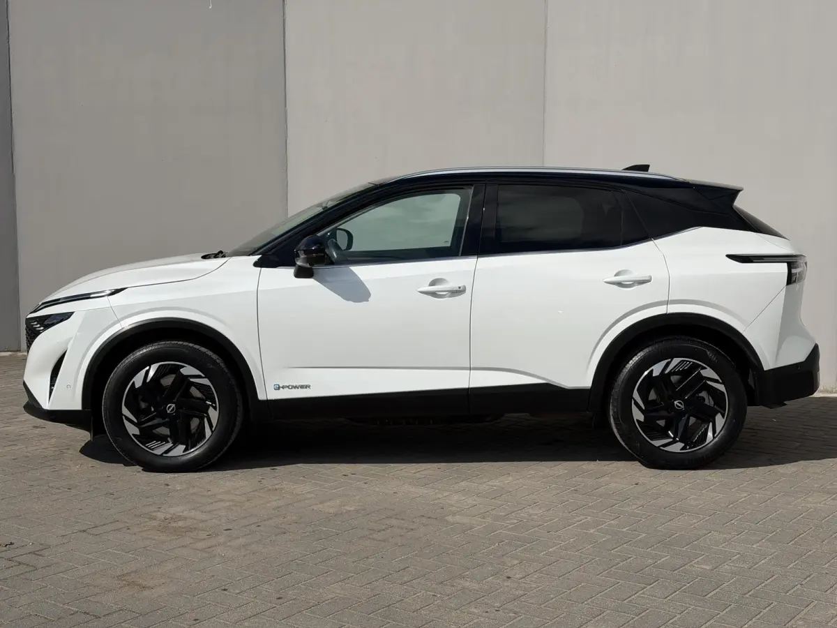 1.5 e-Power N-Connecta / Facelift / Navigatie / 360 Camera / Dodehoek Detectie /  Apple Carplay& Android Auto / Adaptieve Cruise / Clima / DAB /
