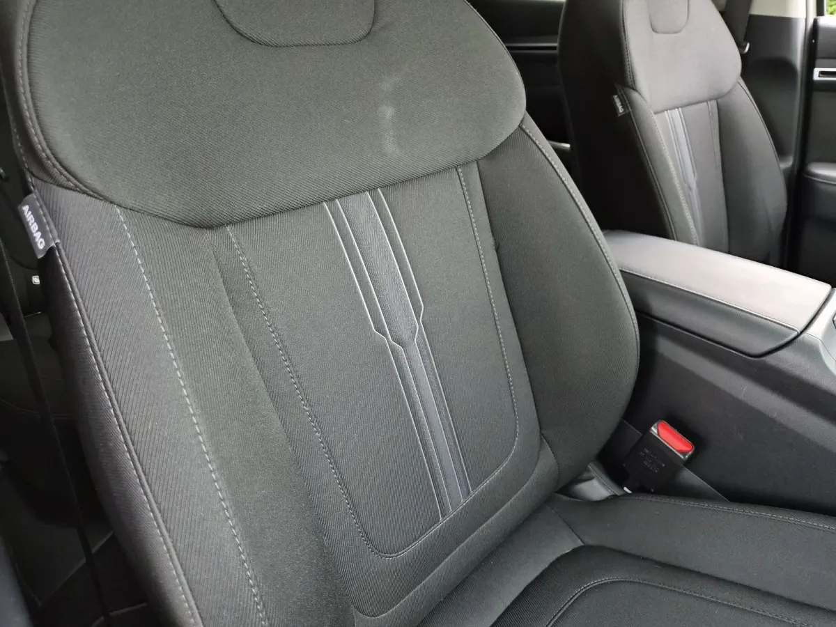 1.6 T-GDI PHEV Comfort Smart 4WD / SOH 100% / Dealer onderhouden / Fabrieksgarantie tot 06-2027 / Trekhaak afneembaar / Trekgewicht 1350 kg / Stuur- & Stoelverwarming / Achteruitrijcamera / 