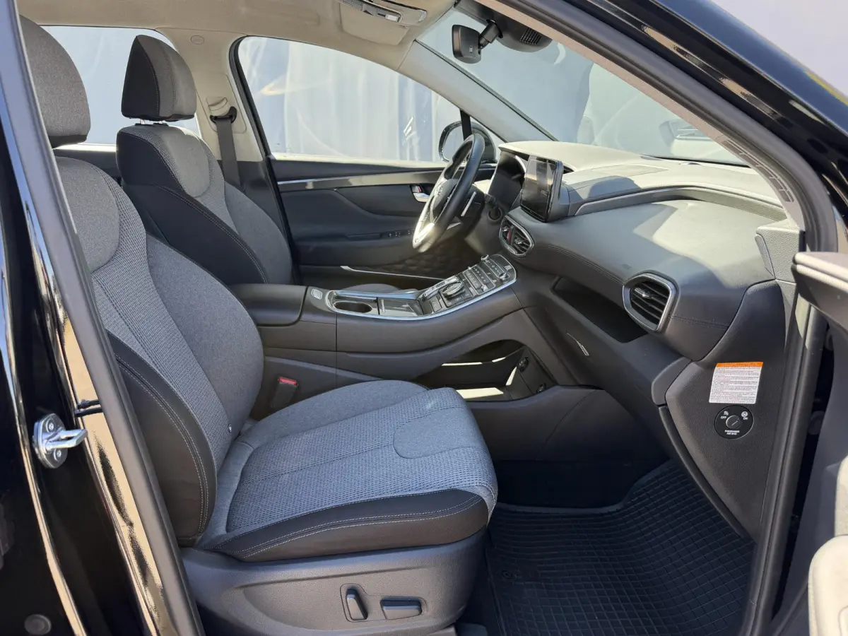 1.6 T-GDI PHEV Comfort Smart / Dealer onderhouden / Fabrieksgarantie tot 03-2028 / 1.350 kg trekhaak Afneembaar / Navigatie / Dodehoek Detectie / Camera / Elektr. Stoelen / Stoelverwarming /