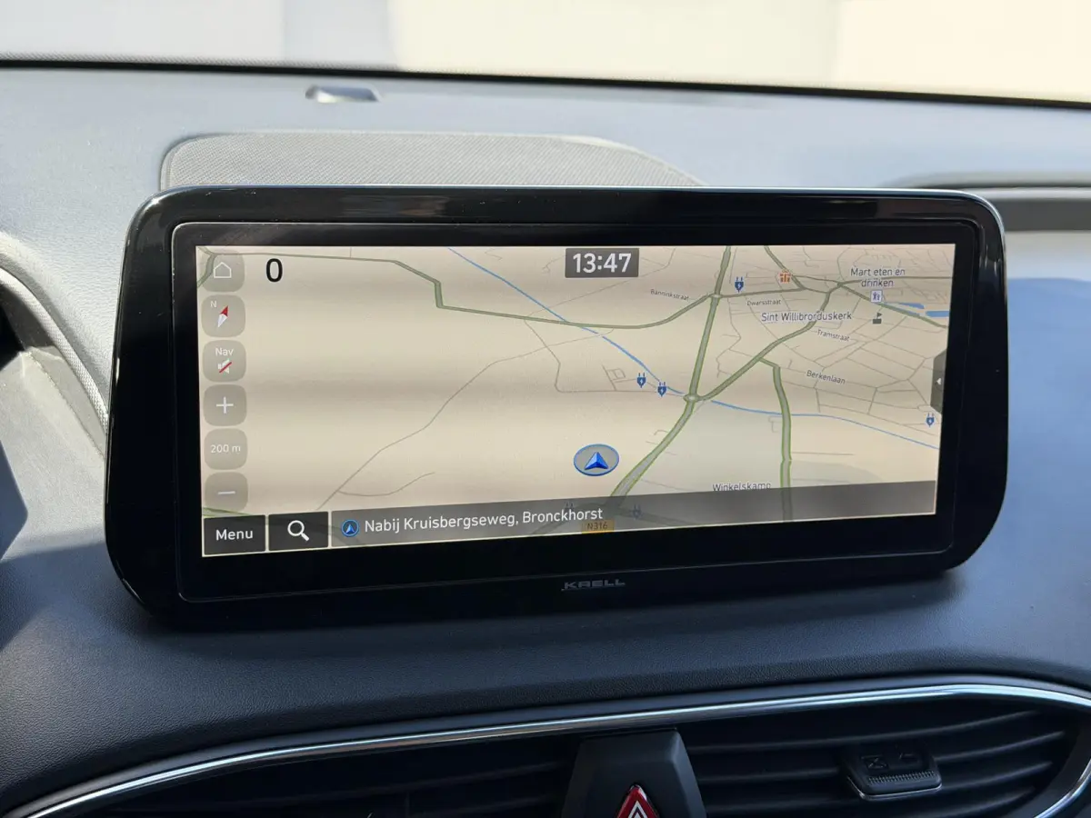 1.6 T-GDI PHEV Comfort Smart / Dealer onderhouden / Fabrieksgarantie tot 03-2028 / 1.350 kg trekhaak Afneembaar / Navigatie / Dodehoek Detectie / Camera / Elektr. Stoelen / Stoelverwarming /