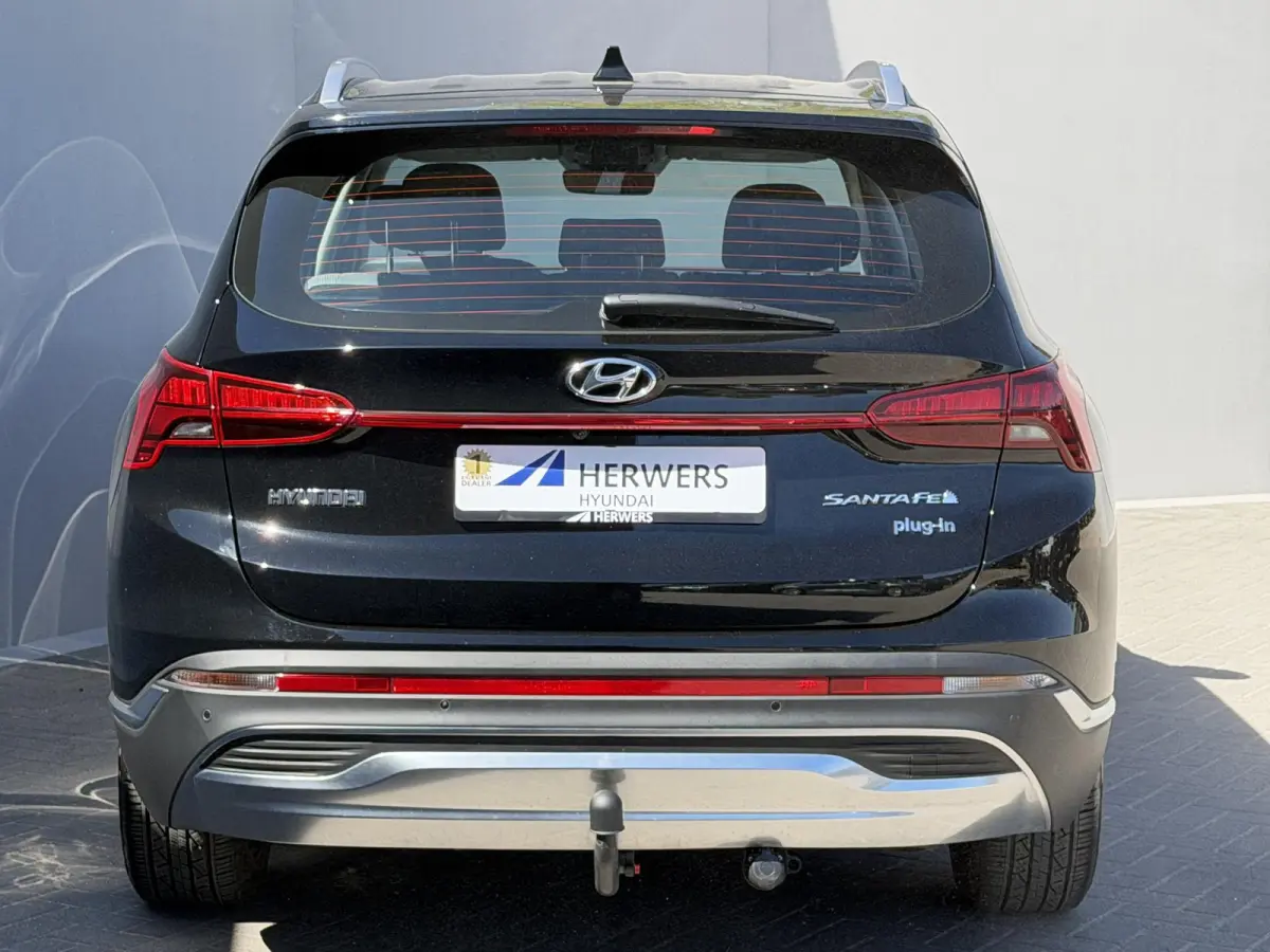 1.6 T-GDI PHEV Comfort Smart / Dealer onderhouden / Fabrieksgarantie tot 03-2028 / 1.350 kg trekhaak Afneembaar / Navigatie / Dodehoek Detectie / Camera / Elektr. Stoelen / Stoelverwarming /