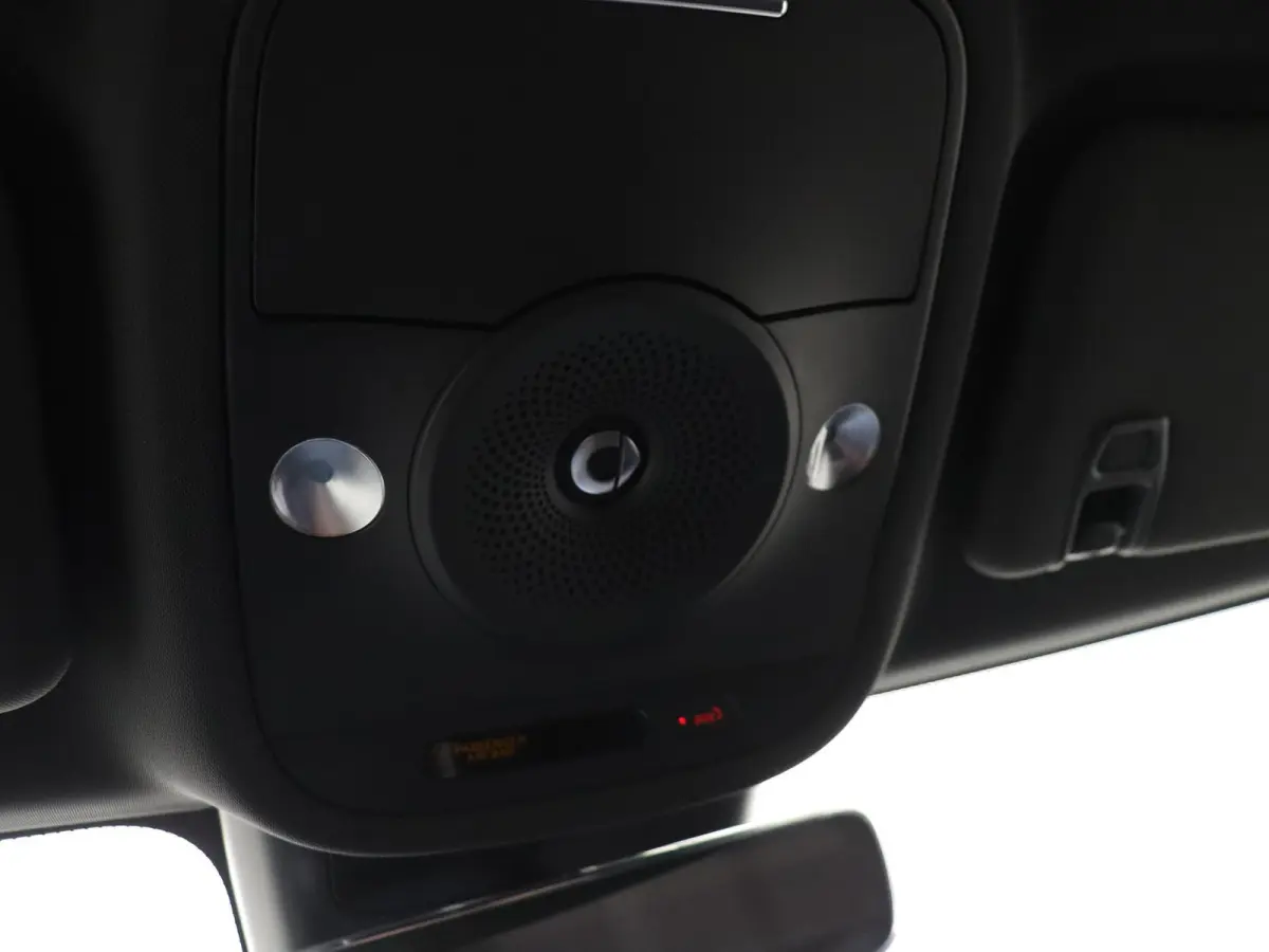 BRABUS 66 kWh 428PK!/ Adaptieve Cruise Control /HUD /Sfeerverlichting /El stoelen /Keyless /360Camera