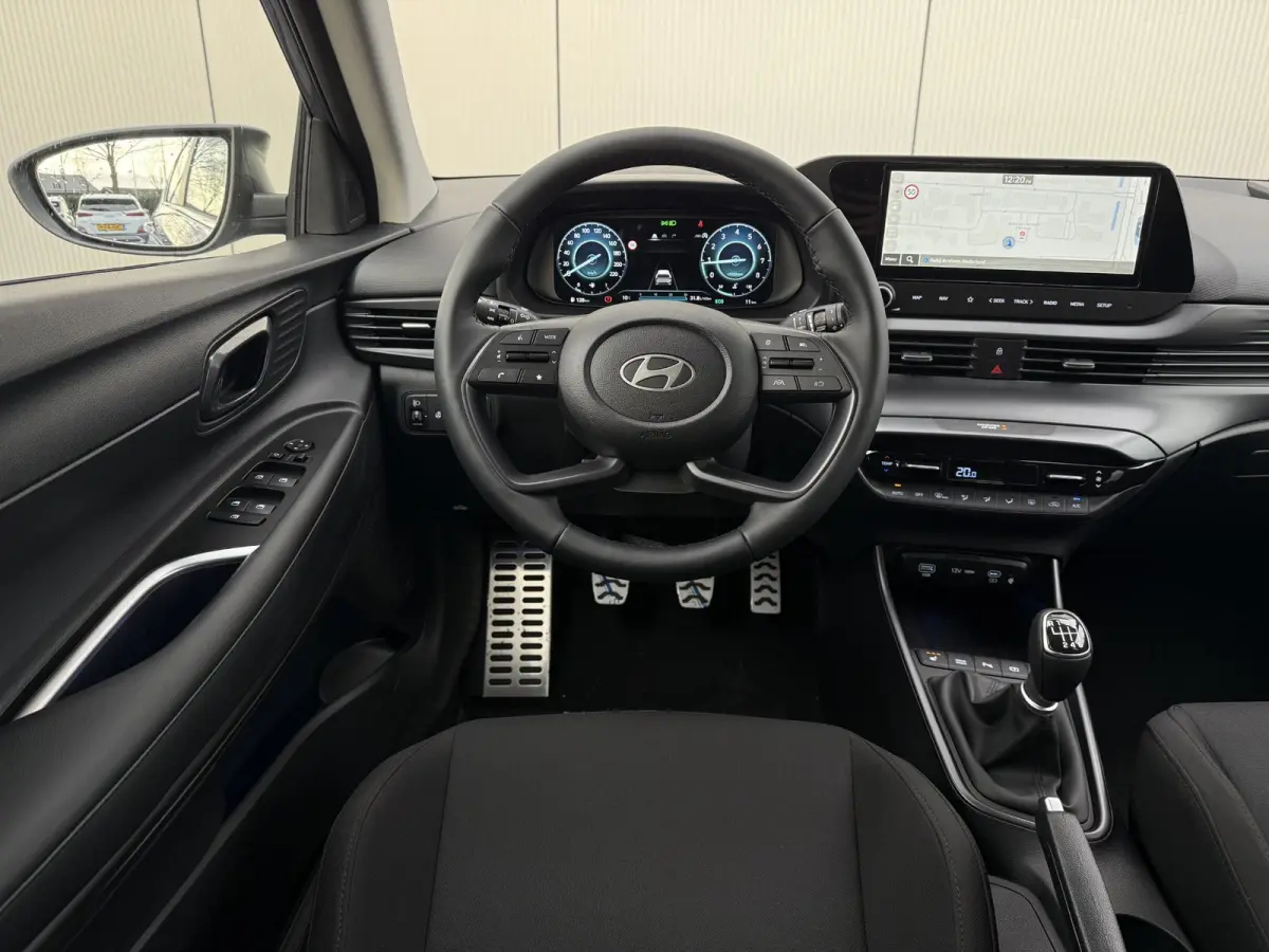 1.0 T-GDI Premium / Dodehoekdetectie / Stoel- & Stuurverwarming / Achteruitrijcamera / Climate Control / Cruise Control