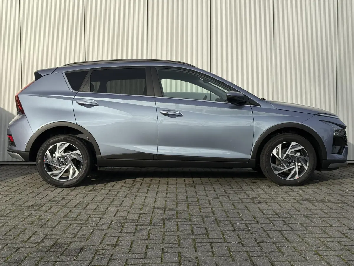 1.0 T-GDI Premium / Dodehoekdetectie / Stoel- & Stuurverwarming / Achteruitrijcamera / Climate Control / Cruise Control