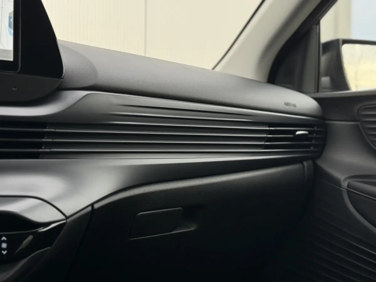 1.0 T-GDI Premium / Dodehoekdetectie / Stoel- & Stuurverwarming / Achteruitrijcamera / Climate Control / Cruise Control