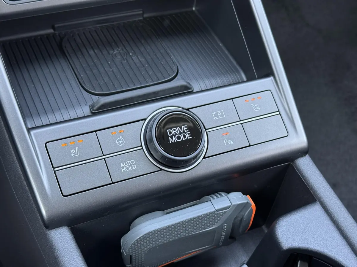 1.6 GDI HEV Comfort Plus / Elektrische Achterklep / Stoel Verwarming V+A / Stuur Verwarming / Keyless / Adaptive Cruise / Navigatie / Apple Carplay & Android Auto /