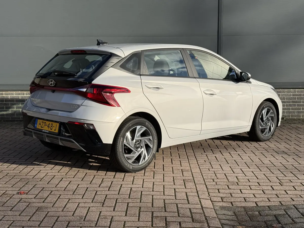 1.0 T-GDI Comfort / Apple Carplay & Android Auto / Airco / Navigatie / Achteruitrij Camera / Cruise /