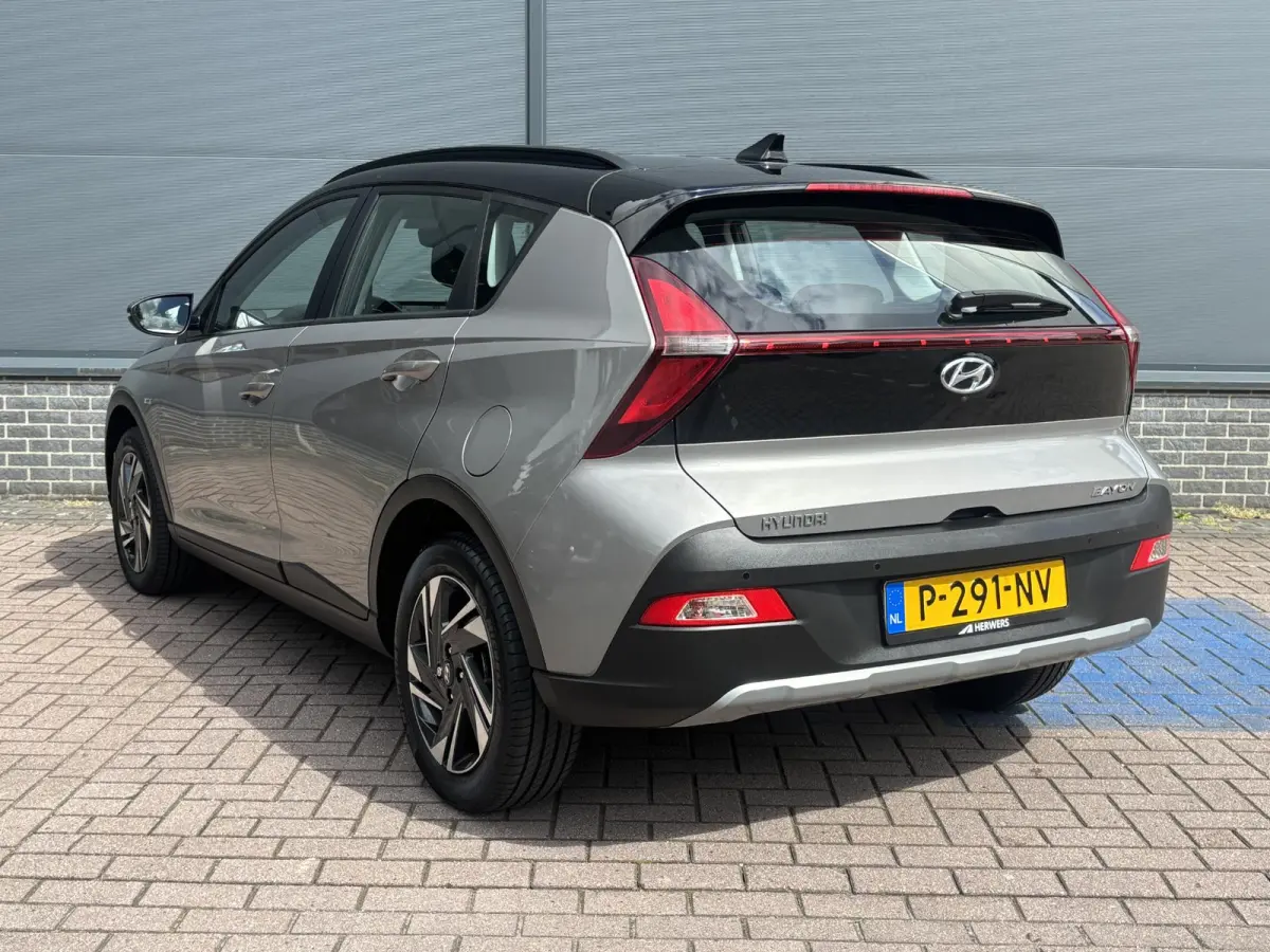 1.0 T-GDI Comfort Smart / Automaat / Dealer onderhouden / Navigatie / Apple Carplay & Android Auto / Achteruitrijcamera / Voor-achteruitrijsensoren /
