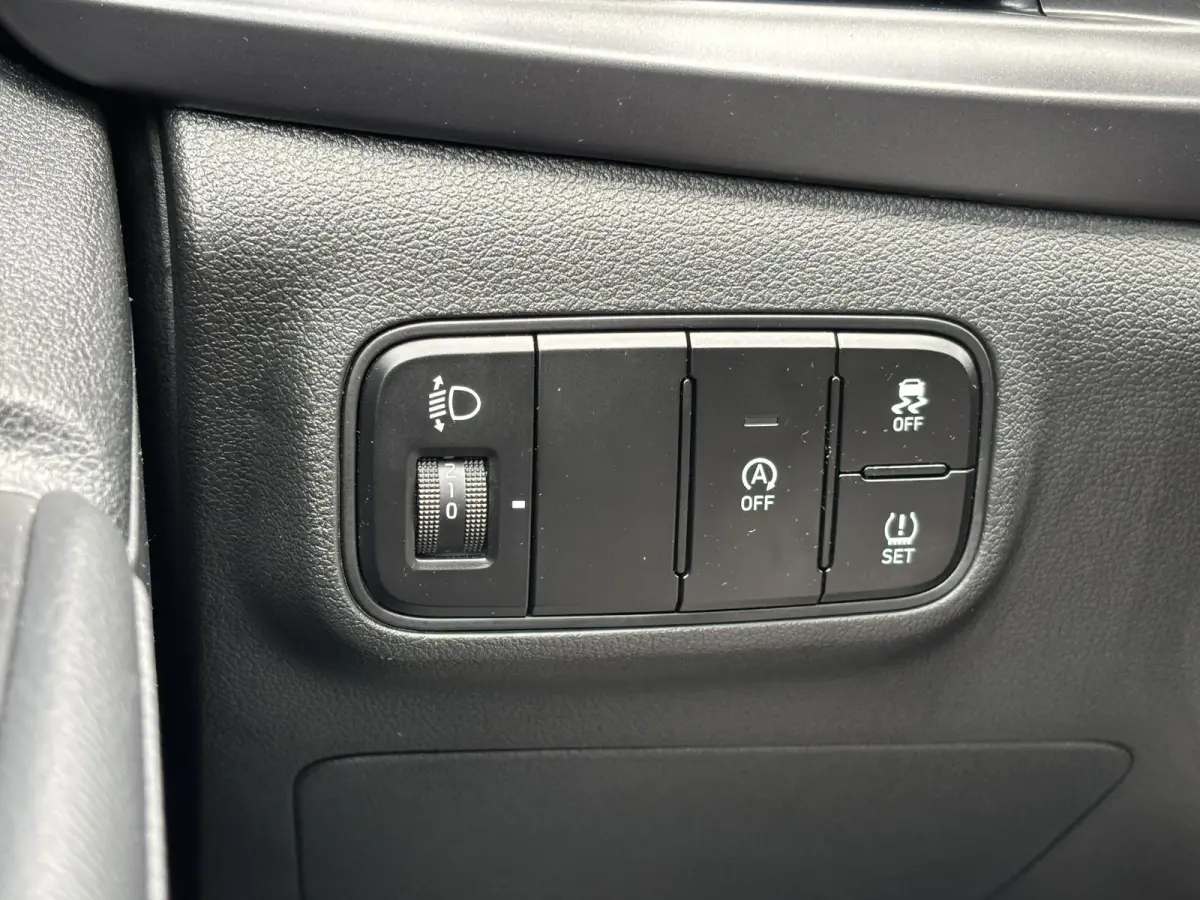 1.0 T-GDI Comfort Smart / Automaat / Dealer onderhouden / Navigatie / Apple Carplay & Android Auto / Achteruitrijcamera / Voor-achteruitrijsensoren /