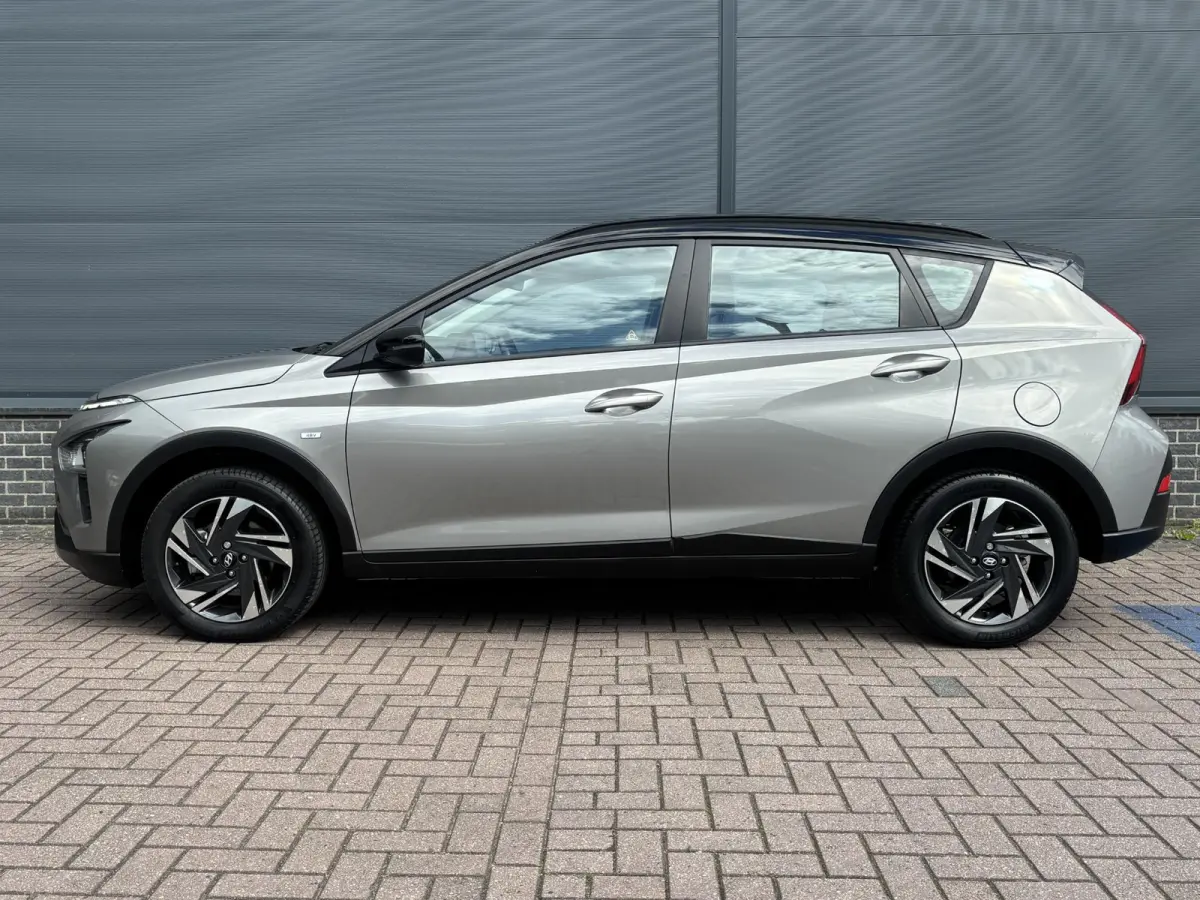 1.0 T-GDI Comfort Smart / Automaat / Dealer onderhouden / Navigatie / Apple Carplay & Android Auto / Achteruitrijcamera / Voor-achteruitrijsensoren /