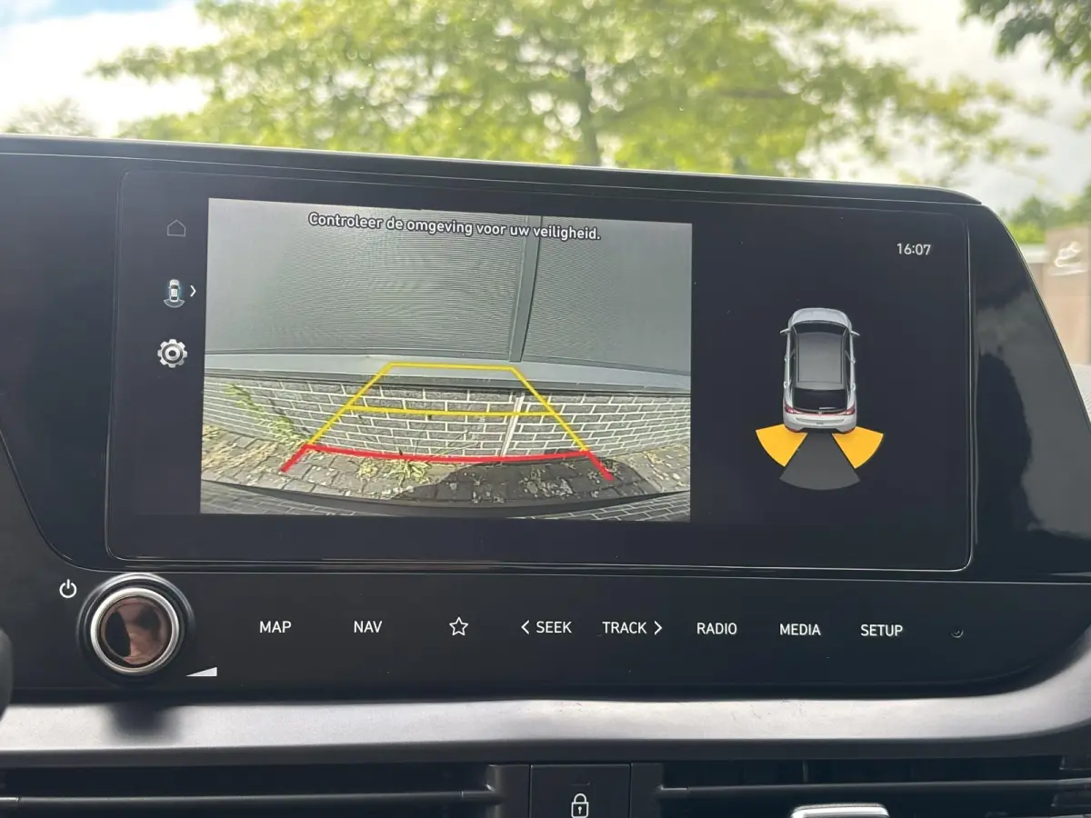 1.0 T-GDI Comfort Smart / Automaat / Dealer onderhouden / Navigatie / Apple Carplay & Android Auto / Achteruitrijcamera / Voor-achteruitrijsensoren /