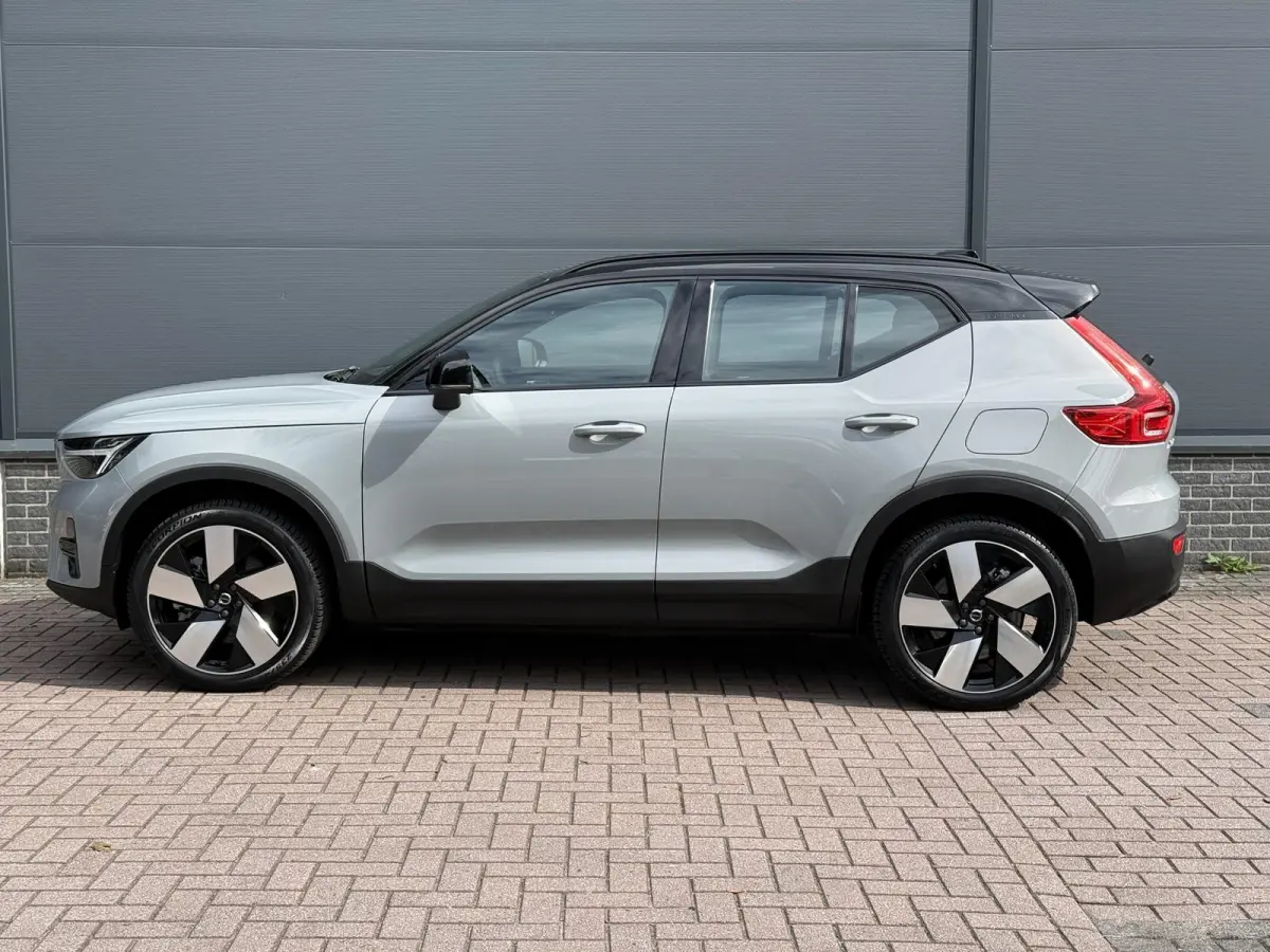 Single Motor Extended Range Plus 82 kWh / Dealer Onderhouden / 94.18% SOH / Elektrische Trekhaak / 1500KG Trekgewicht / Apple Carplay&Android Auto / Achteruitrij Camera /