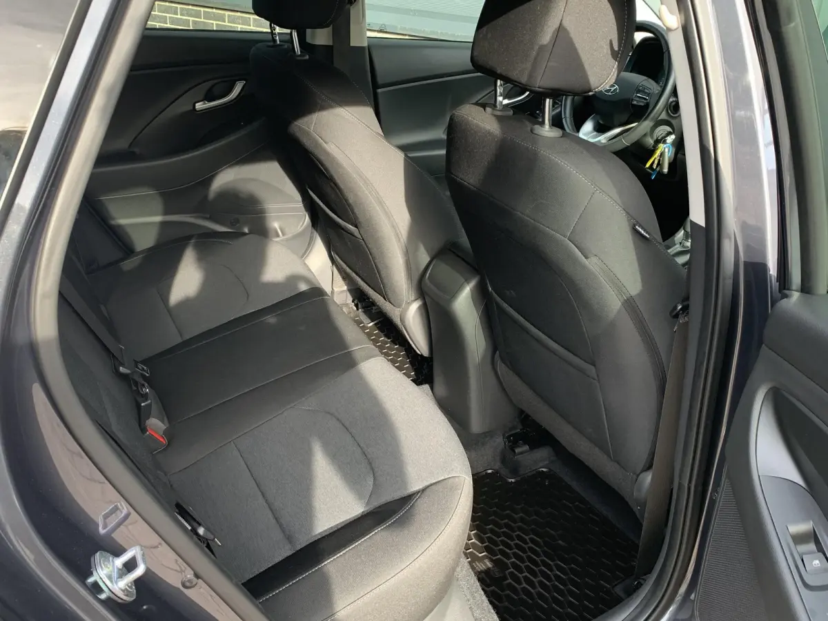 1.5 T-GDi MHEV Premium / Dealer onderhouden / Trekhaak / 1410 kg Trekgewicht / Navigatie / Stoel & Stuurverwarming / Apple Carplay & Android Auto /