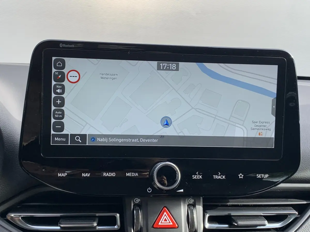 1.5 T-GDi MHEV Premium / Dealer onderhouden / Trekhaak / 1410 kg Trekgewicht / Navigatie / Stoel & Stuurverwarming / Apple Carplay & Android Auto /