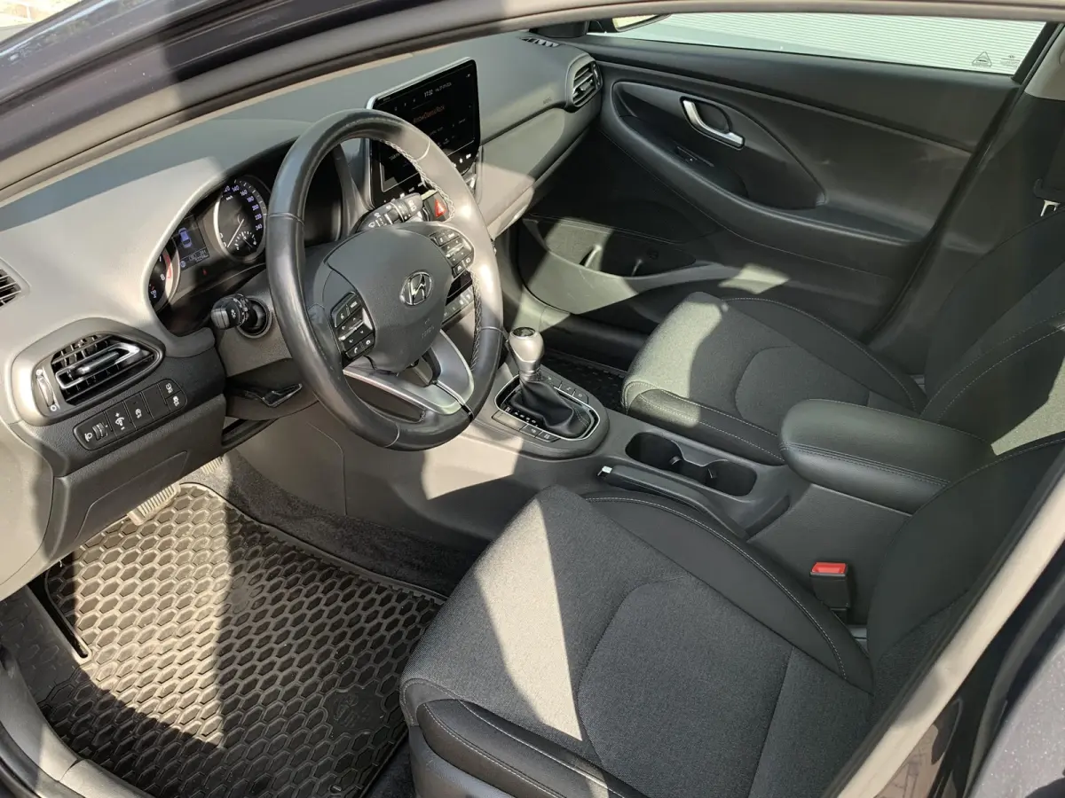 1.5 T-GDi MHEV Premium / Dealer onderhouden / Trekhaak / 1410 kg Trekgewicht / Navigatie / Stoel & Stuurverwarming / Apple Carplay & Android Auto /