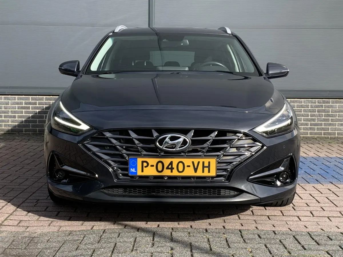 1.5 T-GDi MHEV Premium / Dealer onderhouden / Trekhaak / 1410 kg Trekgewicht / Navigatie / Stoel & Stuurverwarming / Apple Carplay & Android Auto /
