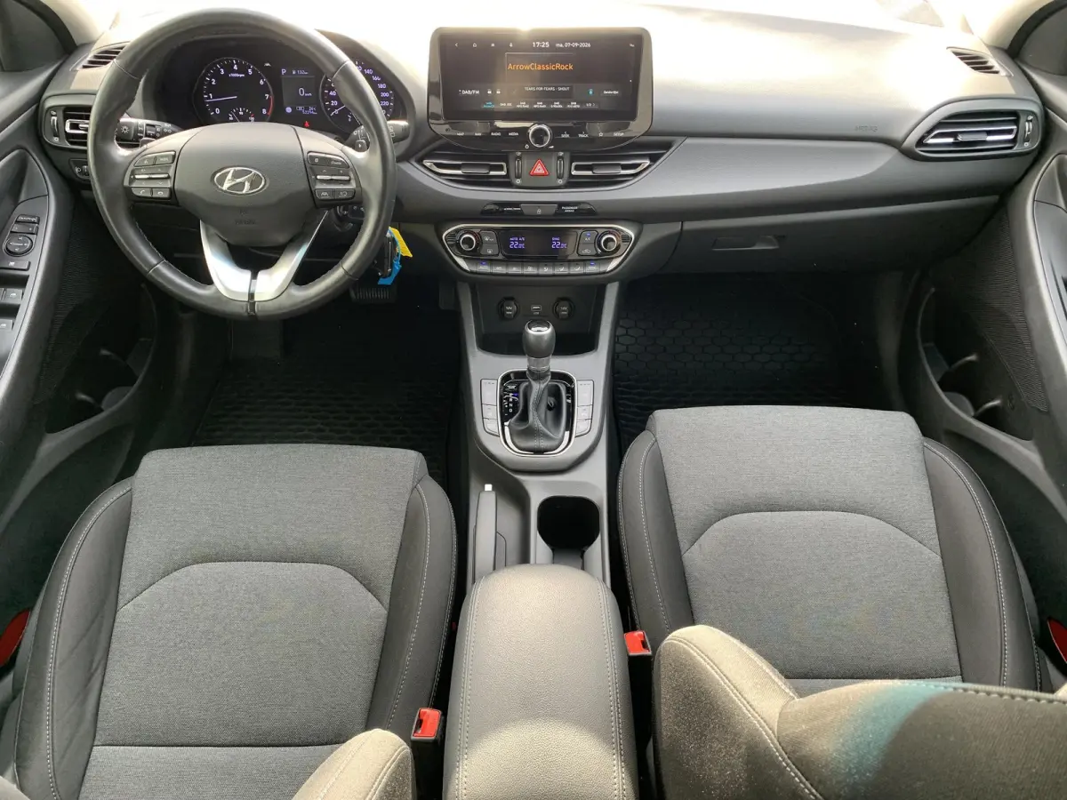 1.5 T-GDi MHEV Premium / Dealer onderhouden / Trekhaak / 1410 kg Trekgewicht / Navigatie / Stoel & Stuurverwarming / Apple Carplay & Android Auto /