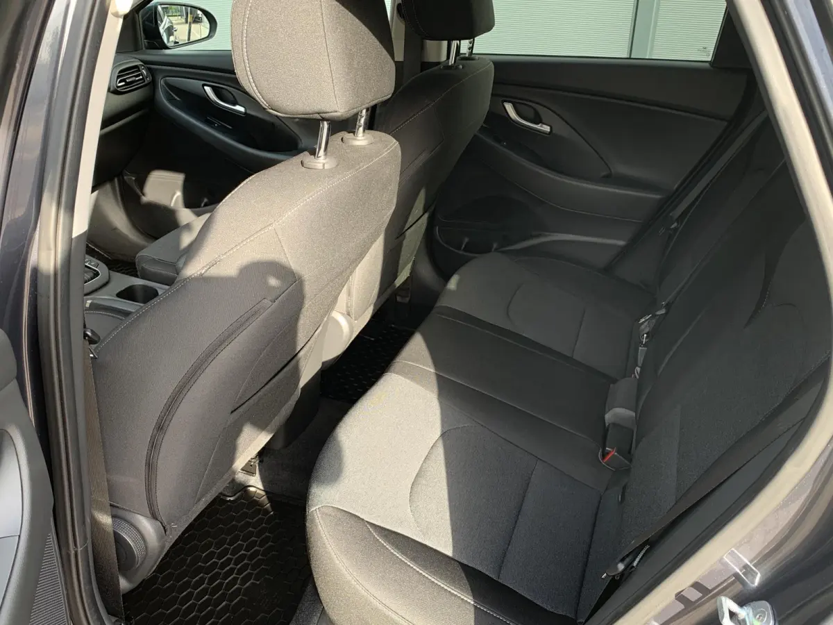 1.5 T-GDi MHEV Premium / Dealer onderhouden / Trekhaak / 1410 kg Trekgewicht / Navigatie / Stoel & Stuurverwarming / Apple Carplay & Android Auto /