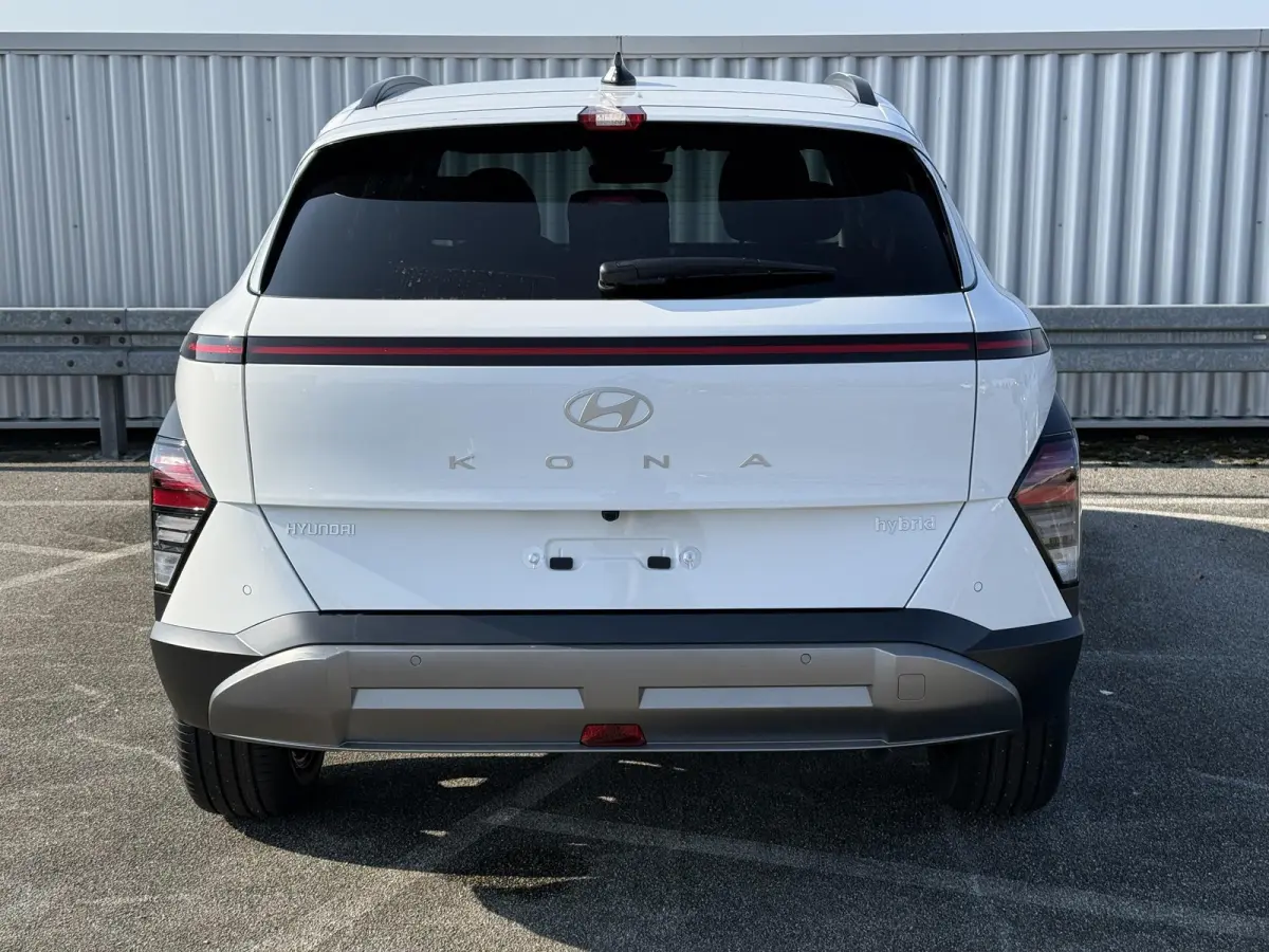 1.6 GDI HEV Comfort Plus / Elektrische Achterklep / Stoel Verwarming V+A / Stuur Verwarming / Keyless / Adaptive Cruise / Navigatie / Apple Carplay&Android Auto /