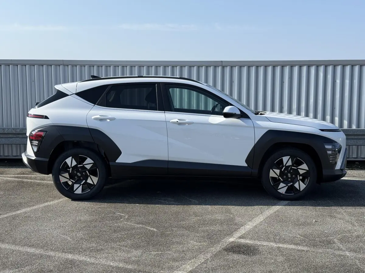 1.6 GDI HEV Comfort Plus / Elektrische Achterklep / Stoel Verwarming V+A / Stuur Verwarming / Keyless / Adaptive Cruise / Navigatie / Apple Carplay&Android Auto /